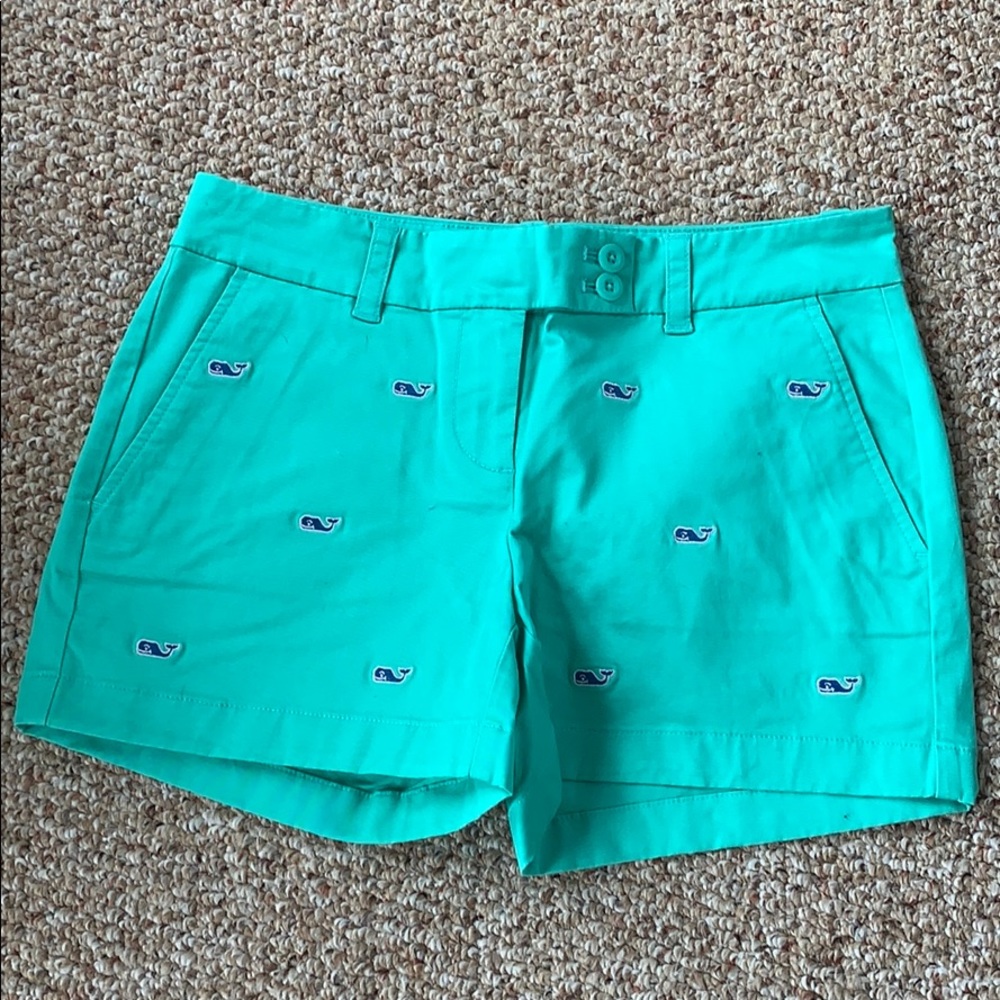 Vineyard Vines day boat shorts.